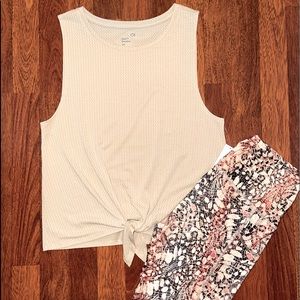 NWT GapFit Pin Dot Workout Tank Sz XS